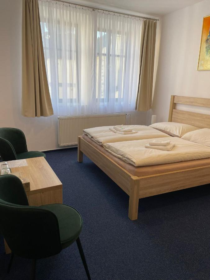 Hotel U Mesta Prahy Náchod Εξωτερικό φωτογραφία
