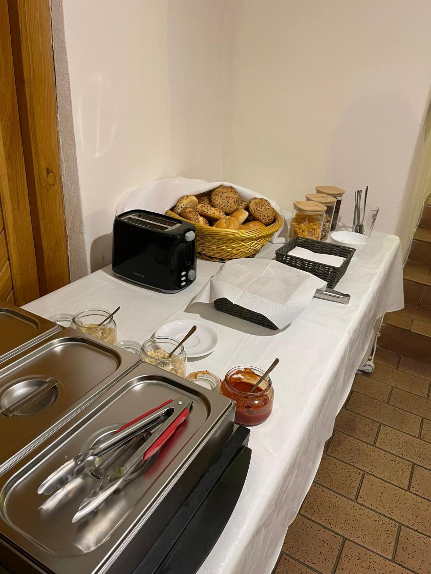 Hotel U Mesta Prahy Náchod Εξωτερικό φωτογραφία